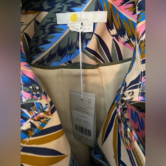 Boden Trench Coat - Picture 2 of 4